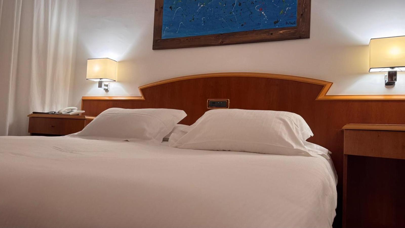 Sunshine Club Hotel Centro Benessere Ricadi Esterno foto