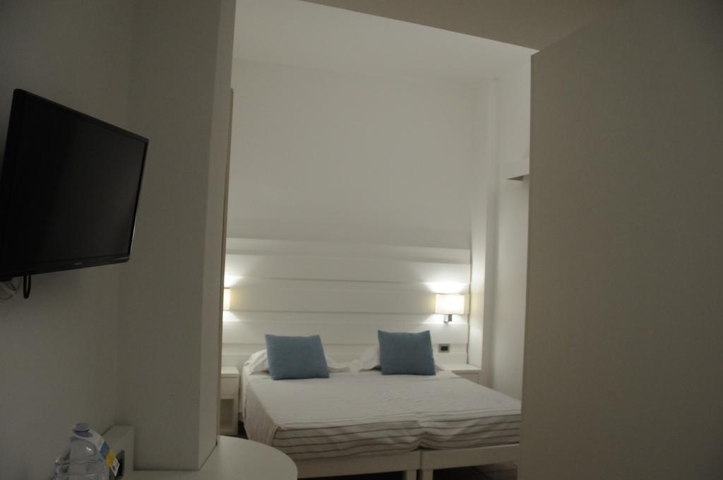 Sunshine Club Hotel Centro Benessere Ricadi Esterno foto