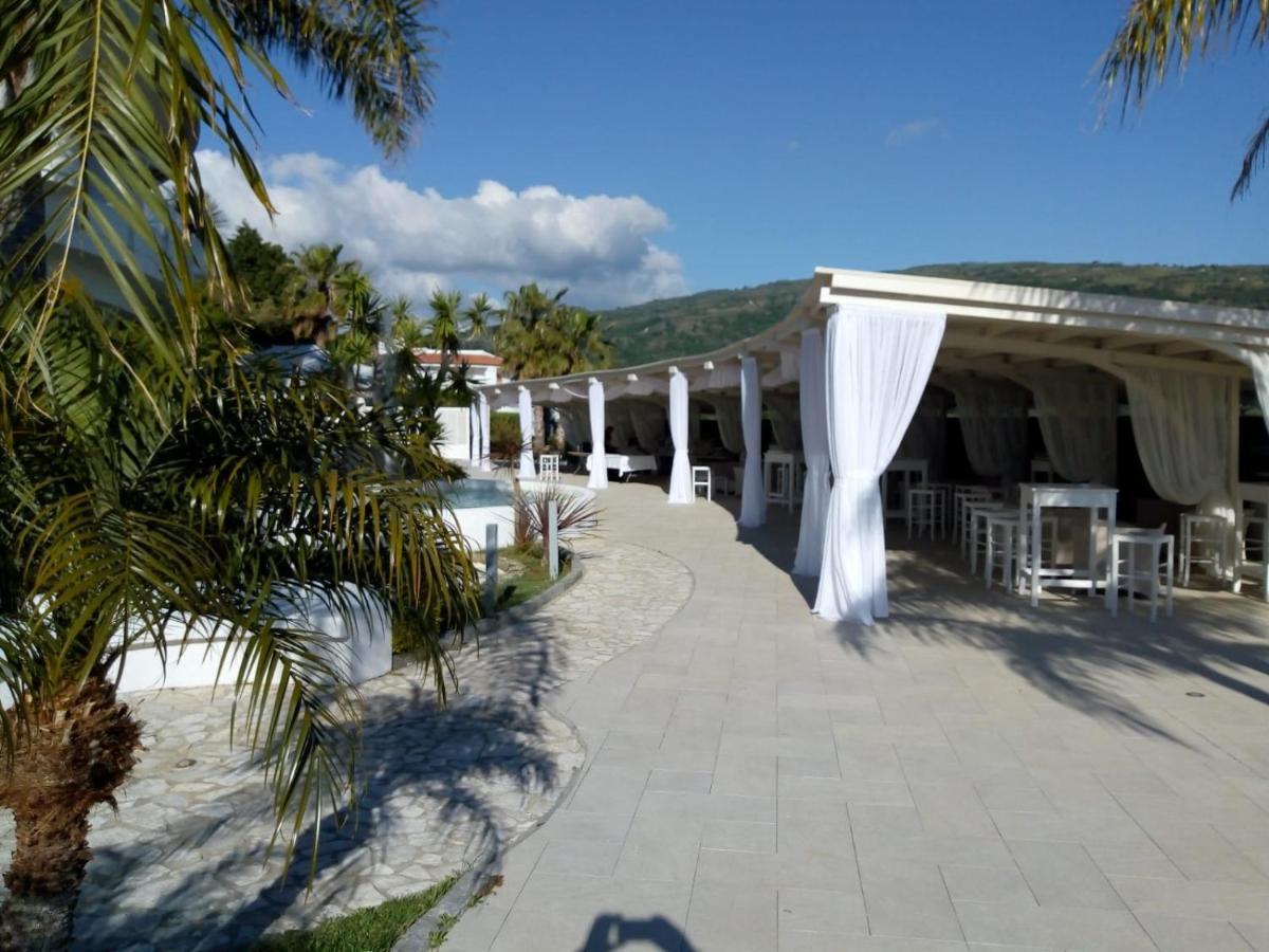 Sunshine Club Hotel Centro Benessere Ricadi Esterno foto